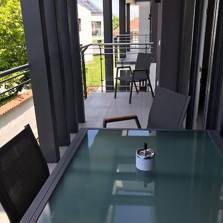 Oasis Residence ハイデゥソボスロー エクステリア 写真