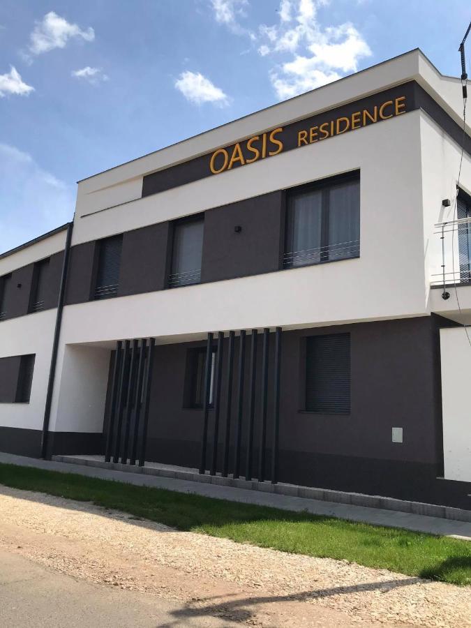 Oasis Residence ハイデゥソボスロー エクステリア 写真